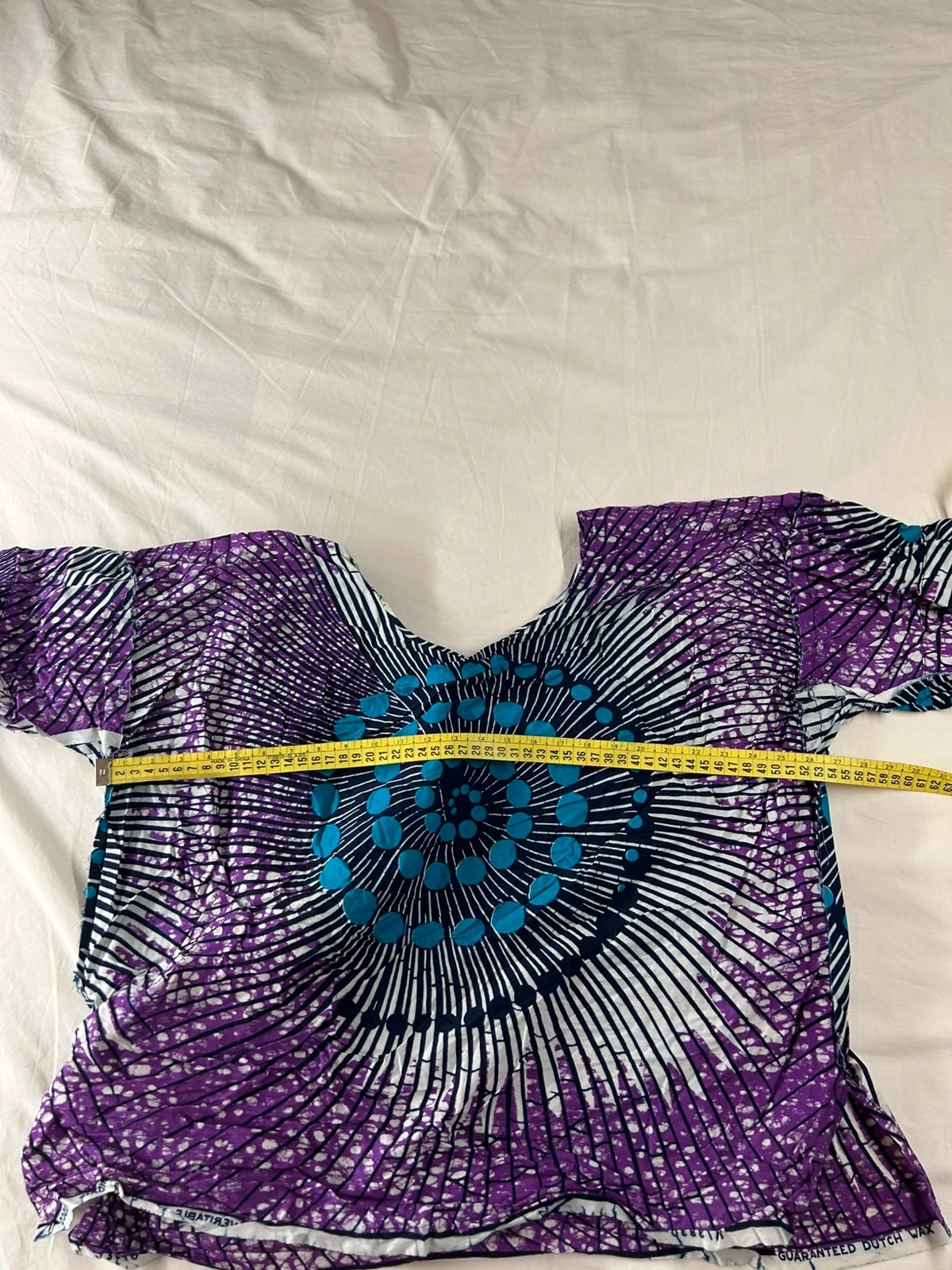 Blusa de mangas curtas com estampa vintage multicolorida estilo rétro y2k feito à mão hand made – photo 11